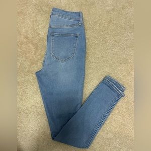 Old Navy rockstar super skinny jeans
